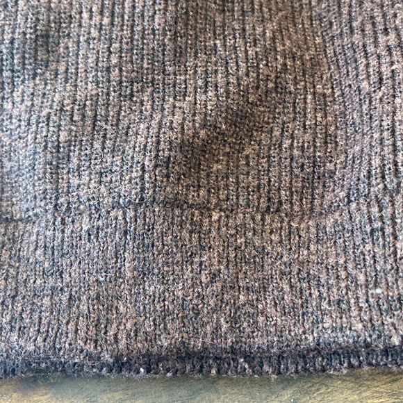 Aware Sweater  - Picture 10 of 11